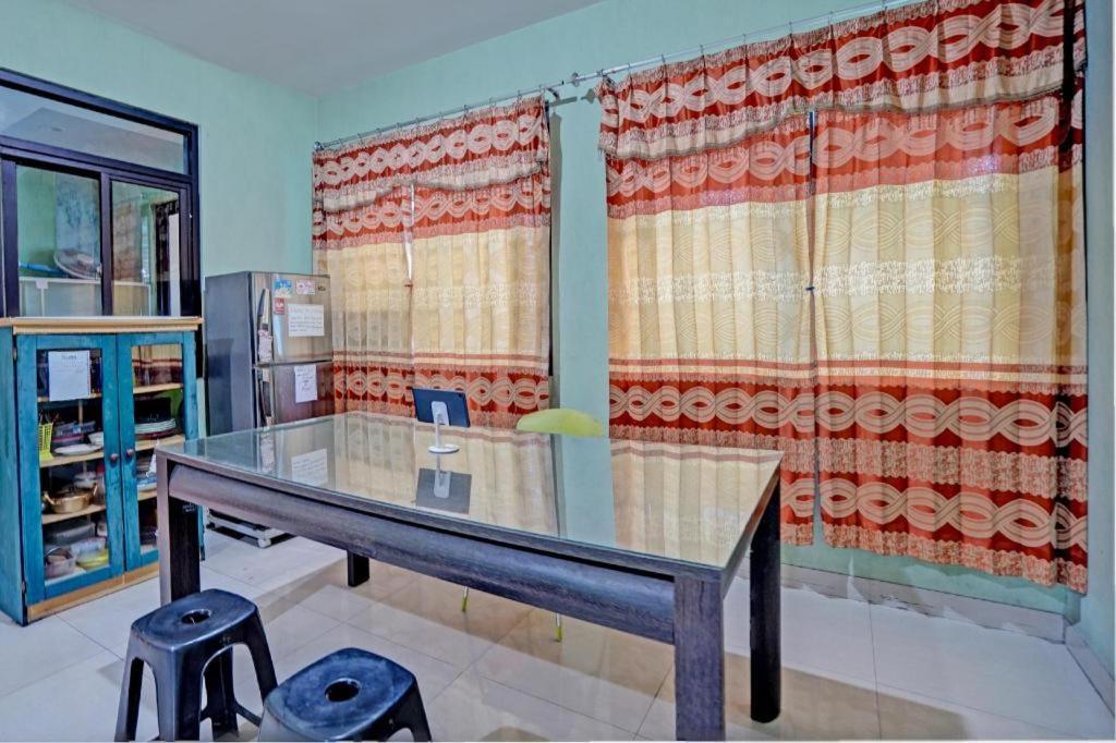 Oyo 93109 Garden Homestay 1 Tpr Surabaya Ngoại thất bức ảnh